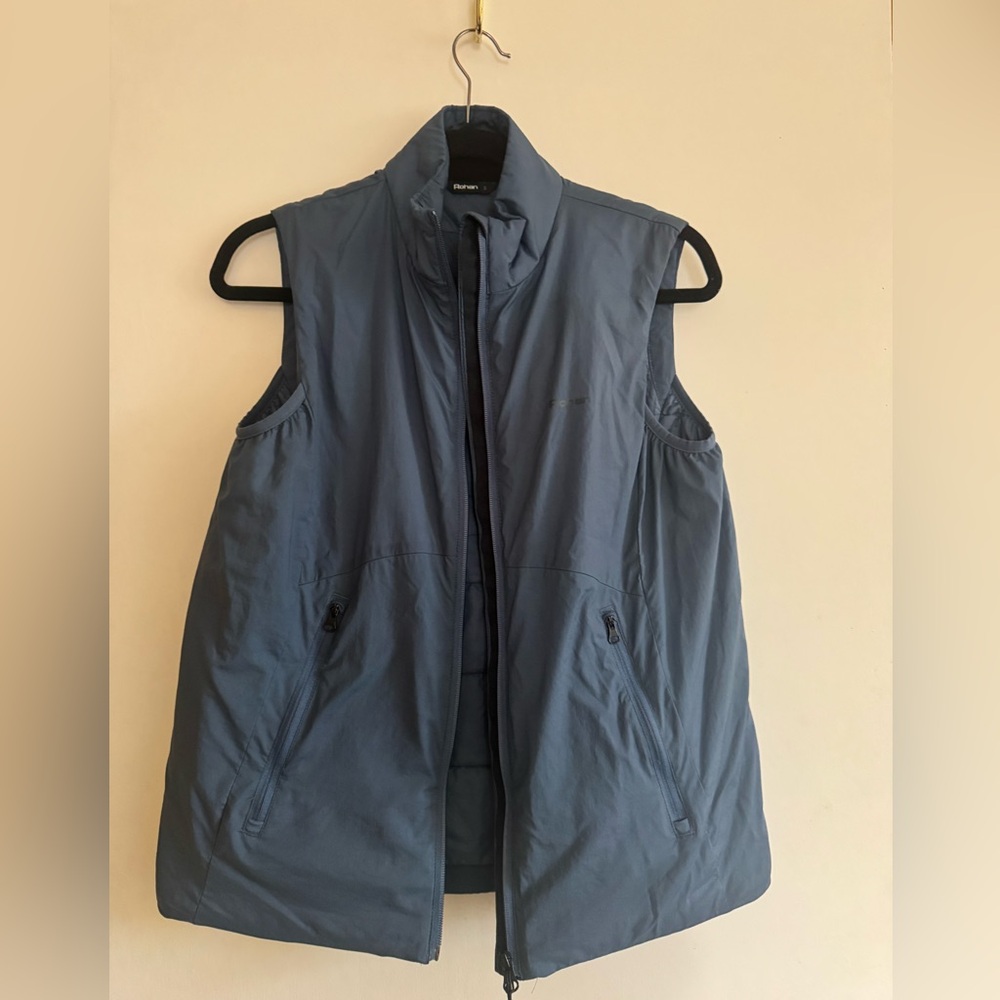 🧥 Rohan Frostpoint Vest Women’s Small Blue Insulated Zip-Up Travel Outdoor
